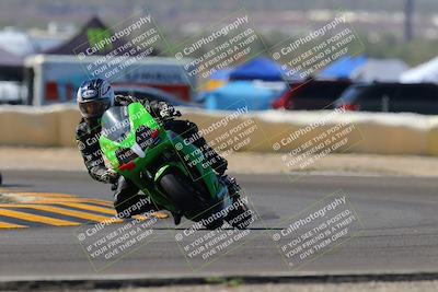 media/Oct-09-2022-SoCal Trackdays (Sun) [[95640aeeb6]]/Turn 2 (1110am)/